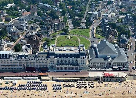 Chez Gigi * Merville-Franceville-Plage